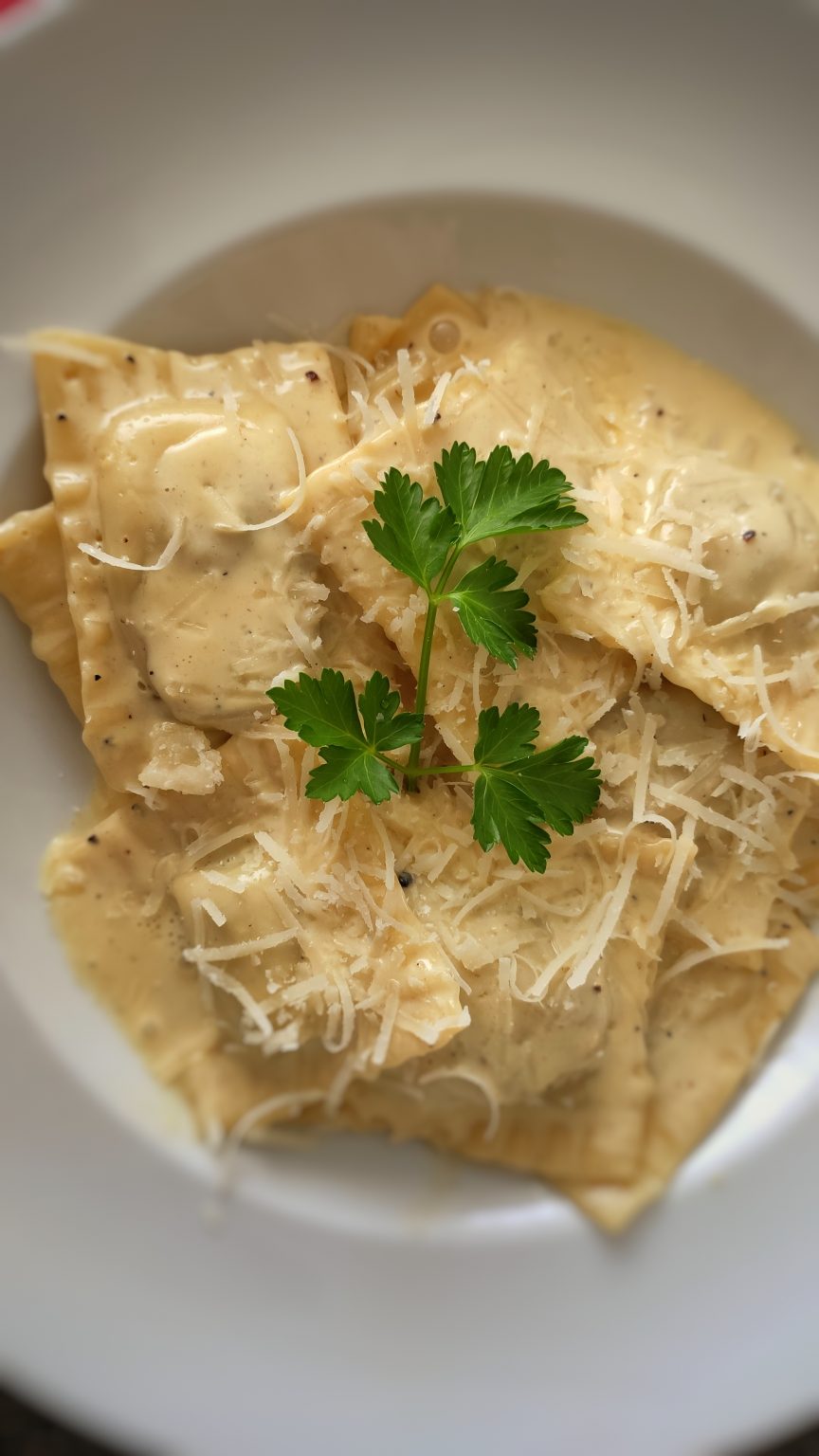 Steinpilzravioli alla Panna Jomnomnom RezeptVideos